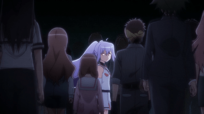 At first the intro seems to be a standard walking through a crowd scene, but on closer inspection it might be Isla surrounded by the androids she's shut down.